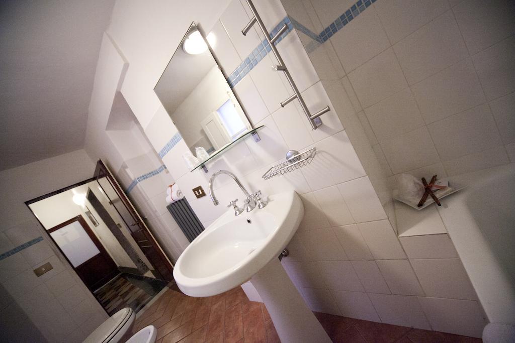 פירנצה Condotta House B&B חדר תמונה